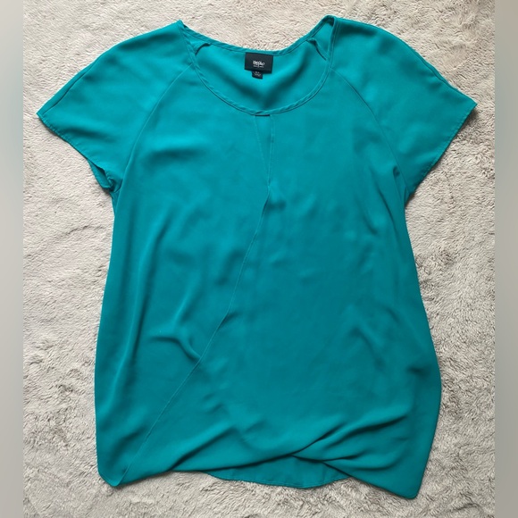 Tops - Mossimo Silky Blouse 🩵